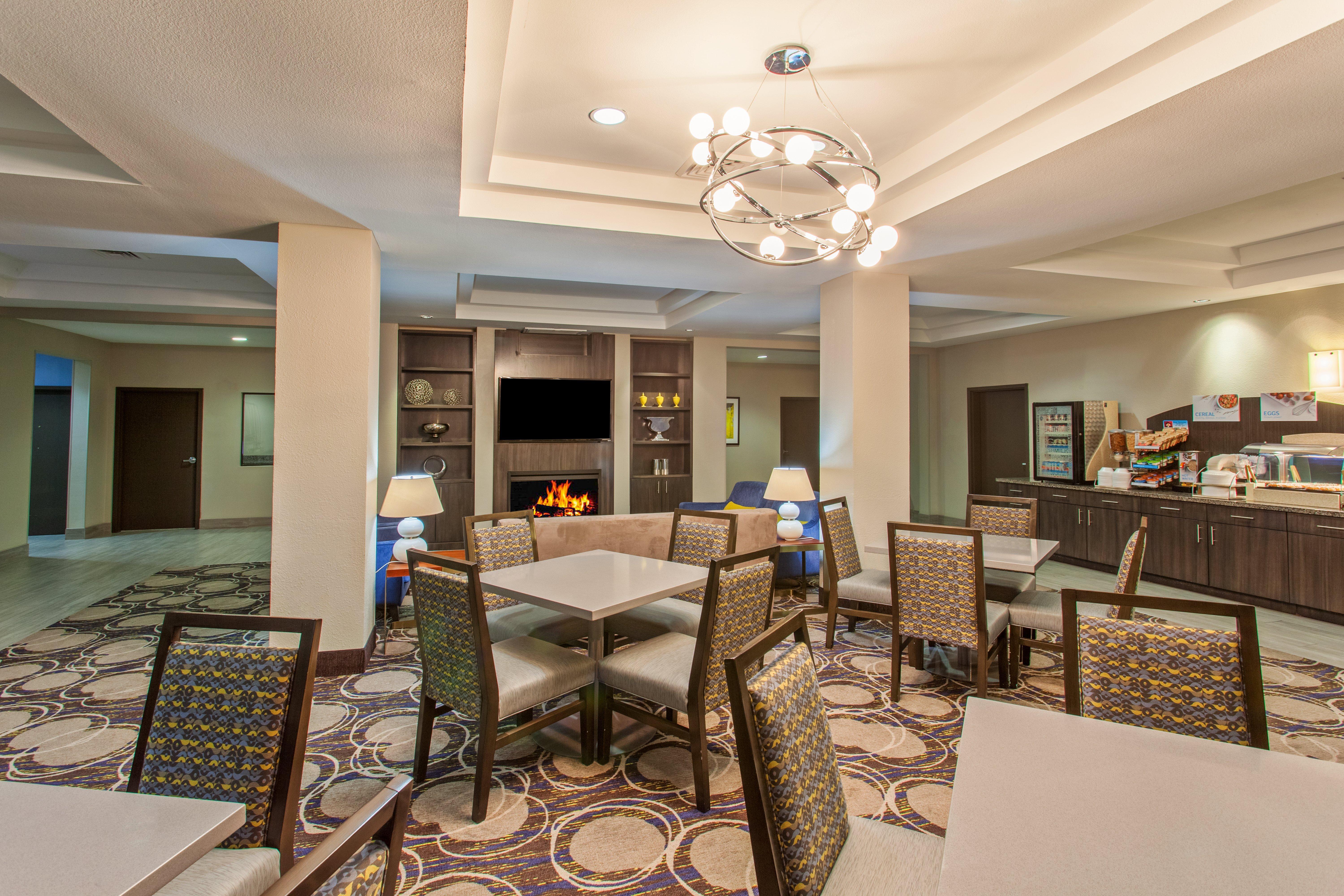 Holiday Inn Express & Suites Wharton By Ihg Exteriér fotografie