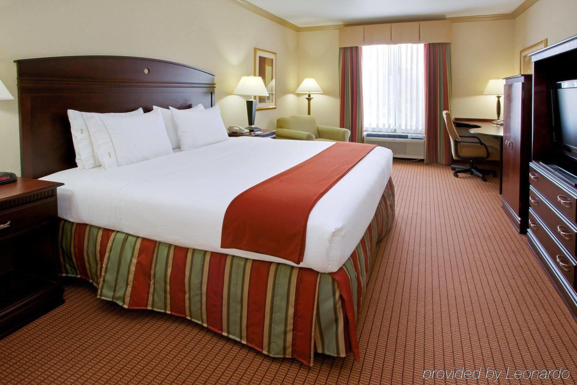 Holiday Inn Express & Suites Wharton By Ihg Exteriér fotografie