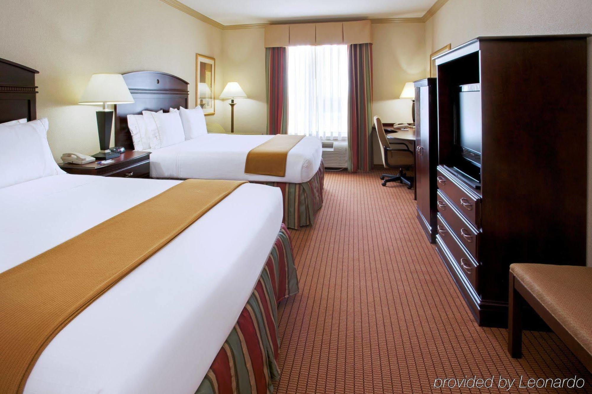 Holiday Inn Express & Suites Wharton By Ihg Pokoj fotografie
